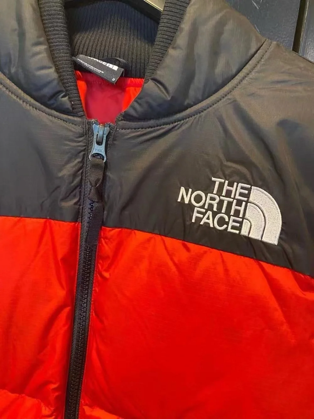 NWT The North Face Men’s Red & Black Dawn Puffer Jacket S